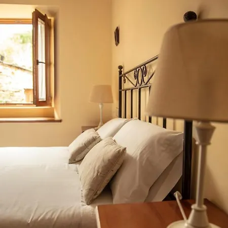 Lugar Del Rio Guest House Couzadoiro Exterior photo
