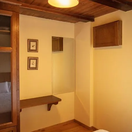 Lugar Del Rio Guest House Couzadoiro Exterior photo