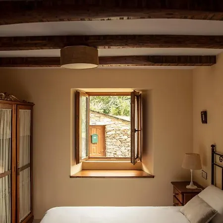 Lugar Del Rio Guest House Couzadoiro Exterior photo