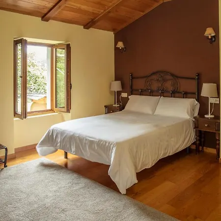 Lugar Del Rio Guest House Couzadoiro Exterior photo